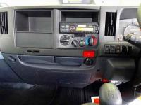 Isuzu ELF 2025
