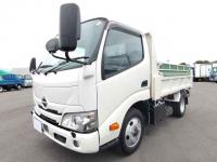 Hino Dutro 2024