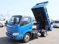 Hino Dutro 2021
