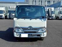 Hino Dutro 2024