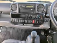 Hino Dutro 2024