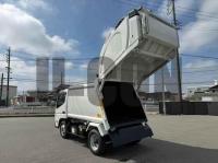 Mitsubishi Canter 2026