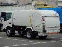 Hino Dutro 2025