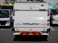 Hino Dutro 2025