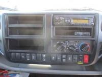 Hino Dutro 2025