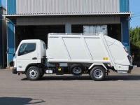 Mitsubishi Canter 2025