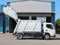 Mitsubishi Canter 2025
