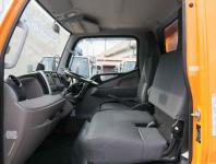 Mitsubishi Canter 2021