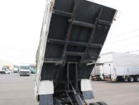 Mitsubishi Canter 2023