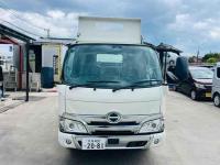 Hino Dutro 2021