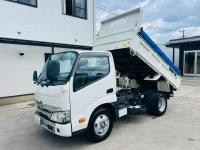 Hino Dutro 2021