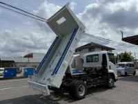 Isuzu Forward 2024