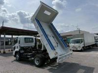 Isuzu Forward 2024