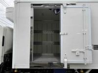 Isuzu ELF 2024