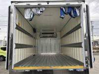 Isuzu ELF 2024