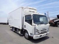 Isuzu ELF 2021