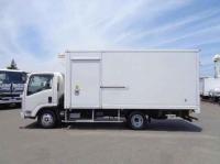 Isuzu ELF 2021