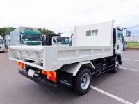 Isuzu Forward 2025