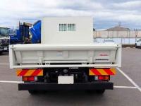 Isuzu Forward 2025