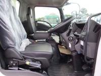 Isuzu Forward 2025