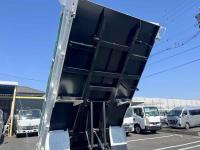 Isuzu ELF 2026