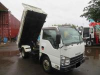 Isuzu ELF 2013