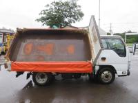 Isuzu ELF 2013
