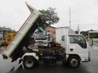 Isuzu ELF 2013