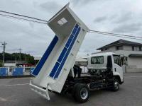 Isuzu Forward 2025
