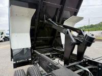 Isuzu Forward 2025