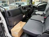 Isuzu Forward 2025