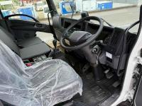 Isuzu Forward 2025