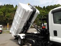 Isuzu Forward 2025