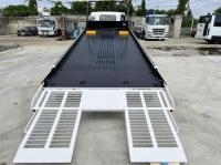 Isuzu ELF 2026