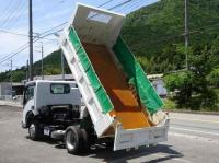 Isuzu ELF 2025