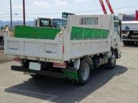 Isuzu ELF 2025