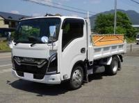 Isuzu ELF 2025