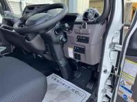 Mitsubishi Canter 2025