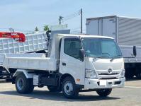 Hino Dutro 2026