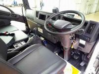 Isuzu Forward 2024