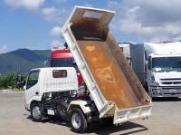 Hino Dutro 2020