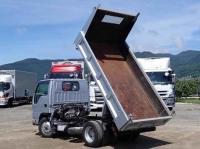 Isuzu ELF 2015