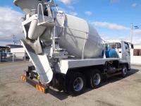 Mitsubishi FUSO FIGHTER 2015