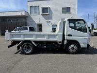 Mitsubishi Canter 2023