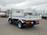 Isuzu Forward 2024