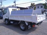 Hino Dutro 2025