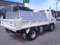 Hino Dutro 2025