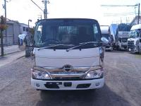 Hino Dutro 2025