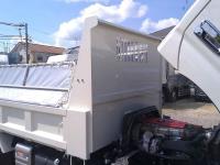 Hino Dutro 2025