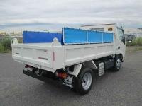Hino Dutro 2025